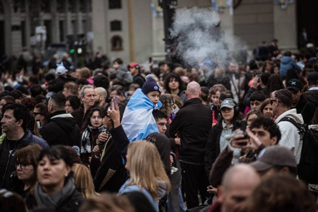 May 25, 2026, Caba, Buenos Aires, Argentina: Argentine President Javier Milei leads May 25 national celebrations alongside cabinet ministers and Buenos Aires Mayor Jorge Macri, without Vice President Victoria Villarruel. Following a mass led by Archbishop Jorge GarcoÂ­a Cuerva, the government delegation will return to the Casa Rosada for a key cabinet meeting amid internal tensions within the ruling coalition. Caba Argentina - ZUMAf175 20260525_zip_f175_002 Copyright: xDaniellaxFernandezxRealinx