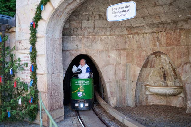 Berchtesgaden, Deutschland 25.05.2026: Im Bild: Ausfahrt aus dem Stollen Salzbergwerk Bayern *** Berchtesgaden, Germany 25 05 2026 In the picture exit from the gallery of the Bavarian salt mine Copyright: xFotostandx xWassmuthx
