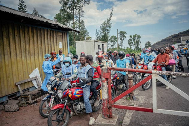 Ebola precautions continue in Democratic Republic of Congo GOMA, DEMOCRATIC REPUBLIC OF THE CONGO - MAY 25: Health workers carry out hand sanitizing, handwashing and temperature screening procedures for travelers at the Kanyaruchinya checkpoint near Goma as part of preventive measures against the Ebola virus in Goma, Democratic Republic of the Congo, on May 25, 2026. Stringer Anadolu Goma Democratic Republic of the Congo. Editorial use only. Please get in touch for any other usage.  Copyright: x2026xAnadoluxStringerx
