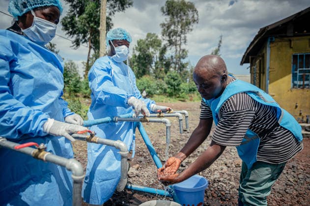 Ebola precautions continue in Democratic Republic of Congo GOMA, DEMOCRATIC REPUBLIC OF THE CONGO - MAY 25: Health workers carry out hand sanitizing, handwashing and temperature screening procedures for travelers at the Kanyaruchinya checkpoint near Goma as part of preventive measures against the Ebola virus in Goma, Democratic Republic of the Congo, on May 25, 2026. Stringer Anadolu Goma Democratic Republic of the Congo. Editorial use only. Please get in touch for any other usage.  Copyright: x2026xAnadoluxStringerx