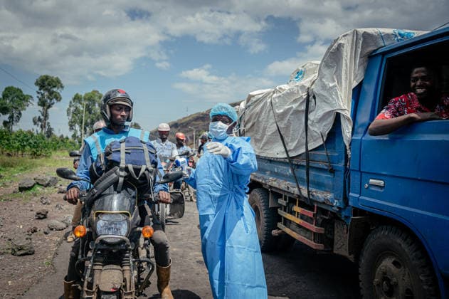 Ebola precautions continue in Democratic Republic of Congo GOMA, DEMOCRATIC REPUBLIC OF THE CONGO - MAY 25: Health workers carry out hand sanitizing, handwashing and temperature screening procedures for travelers at the Kanyaruchinya checkpoint near Goma as part of preventive measures against the Ebola virus in Goma, Democratic Republic of the Congo, on May 25, 2026. Stringer Anadolu Goma Democratic Republic of the Congo. Editorial use only. Please get in touch for any other usage.  Copyright: x2026xAnadoluxStringerx