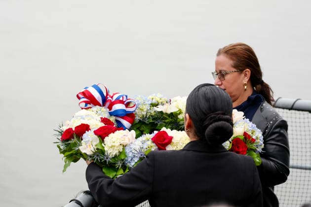 New York, NY- May 25: Mayor Zohran Kwame Mamdani Attends the Intrepid Museum Memorial Day Ceremony and participates in Ceremonial Wreath Throwing into Hudson River with Ken Fisher, Admiral Karl Thomas, City Council Member Julie Mennin, Frank Morano, Captain Johnathan Andrechik, and Congressman Dan Goldman on May 25 2026 Credit: Camara Porter USA  - ZUMAa123 20260525_zaa_a123_020 Copyright: xAdMediax