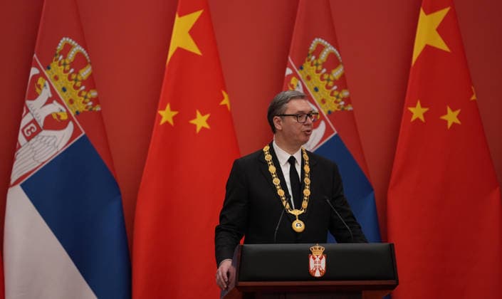 BEIJING, CHINA - MAY 25: Serbian President Aleksandar Vucic receives the Friendship Medal on May 25, 2026 in Beijing, China. Chinese President Xi Jinping awarded Serbian President Aleksandar Vucic the Friendship Medal of the People s Republic of China in Beijing on May 25. Serbian President Aleksandar Vucic arrived in Beijing on May 24 for his first state visit to China that will run through May 28.  Copyright: xVCGx 111644023193