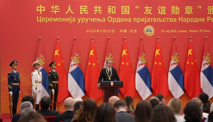BEIJING, CHINA - MAY 25: Serbian President Aleksandar Vucic receives the Friendship Medal on May 25, 2026 in Beijing, China. Chinese President Xi Jinping awarded Serbian President Aleksandar Vucic the Friendship Medal of the People s Republic of China in Beijing on May 25. Serbian President Aleksandar Vucic arrived in Beijing on May 24 for his first state visit to China that will run through May 28.  Copyright: xVCGx 111644023068