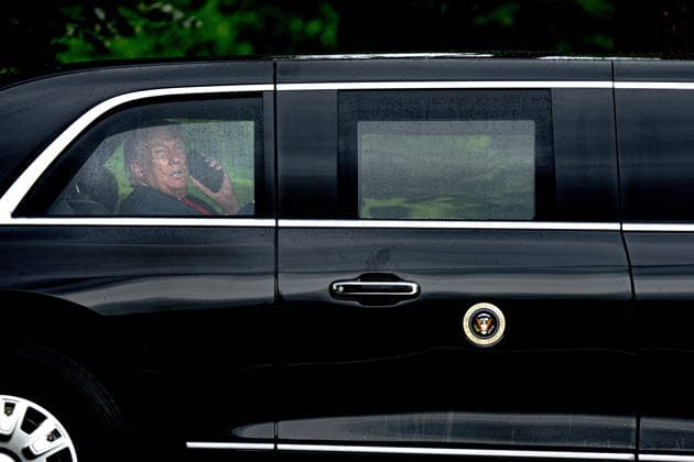 President Trump Returns to the White House United States President Donald J Trump speaks on the phone as he arrives at the White House in Washington DC on Monday, May 25, 2025. Credit: CNP AdMedia Washington District of Columbia United States of America EDITORIAL USE ONLY  Copyright: xx AdMediax admphotostwo992158