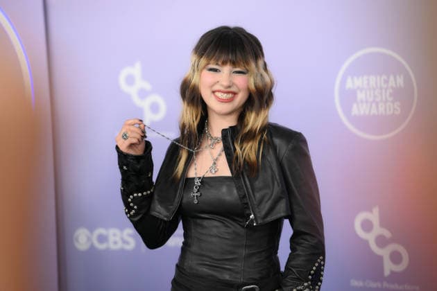 May 25, 2026, Las Vegas, Nevada, USA: ALYSA LIU American figure skater Olympics Gold medalist arrives at the Red Carpet during The Annual 52nd American Music Awards at the MGM Grand Arena in Las Vegas. Las Vegas USA - ZUMAo117 20260525_zsp_o117_017 Copyright: xMikaelxOnax