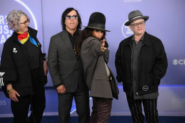 May 25, 2026, Las Vegas, Nevada, USA: (L-R) DAWN RICHARDSON, ROGER ROCHA, LINDA PERRY, CHRISTA HILLHOUSE of 4 non Blondes American rock band arrives at the Red Carpet during The Annual 52nd American Music Awards at the MGM Grand Arena in Las Vegas. Las Vegas USA - ZUMAo117 20260525_zsp_o117_054 Copyright: xMikaelxOnax