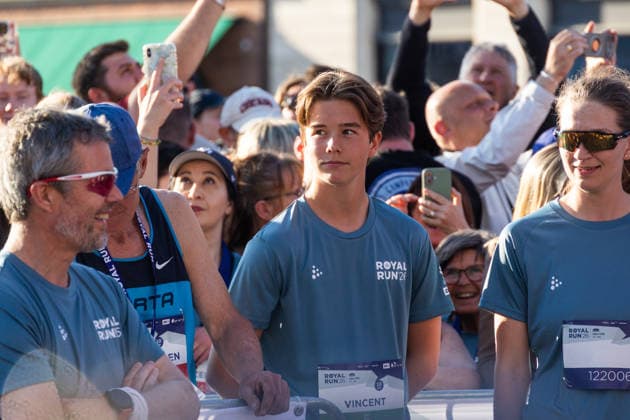 Royal Run In Copenhagen King Frederik X of Denmark and Prince Vincent of Denmark before the start of the 10 km event during the Royal Run in Copenhagen, Denmark, on May 25, 2026. This is the eighth time the Royal Run is held across the country. Royal Run 2026 has the highest number of registered participants ever, with 112,450 registered in the five host cities. Copenhagen Denmark  Copyright: xKristianxTuxenxLadegaardxBergx originalFilename: 1077900988st.jpg