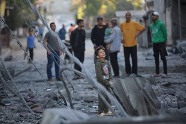 Palestinians inspect damage after Israeli strike in Nuseirat camp Palestinians inspect damage to their homes following an Israeli strike that targeted a house belonging to the al-Tawil family in the Nuseirat refugee camp in the central Gaza Strip on May 25, 2026. The strike destroyed the house completely and caused severe damage to neighboring homes. According to Palestinian medical sources, four Palestinians were wounded in the attack, which came after residents were warned to evacuate the area the previous night. Photo by Hassan al-Jedi apaimages Nusairat Gaza Strip Palestinian Territory 260526_Nuseirat_HJ_00(37).jpeg Copyright: xapaimagesxHassanxal-Jedixx xapaimagesx