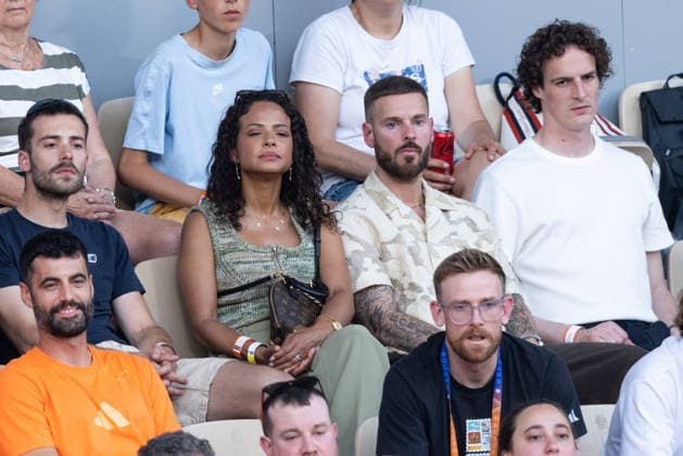 Matt Pokora M Pokora et sa femme Christina Milian, Paul de Saint Sernin dans les tribunes lors des Internationaux de France de Tennis de Roland Garros 2026 Paris, le 25 mai 2026 Moreau Jacovides Bestimage Celebrities in the stands during the French Open Tennis Championships at Roland Garros 2026 Paris, may 25th 2026 Paris France  Copyright: xJACOVIDES-MOREAUx xBESTIMAGExJACOVIDES-MOREAUx xBESTIMAGEx