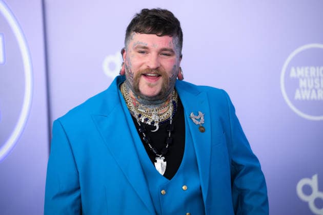 May 25, 2026, Las Vegas, Nevada, USA: TEDDY SWIMS American singer-songwriter arrives at the Red Carpet during The Annual 52nd American Music Awards at the MGM Grand Arena in Las Vegas. Las Vegas USA - ZUMAo117 20260525_zsp_o117_208 Copyright: xMikaelxOnax