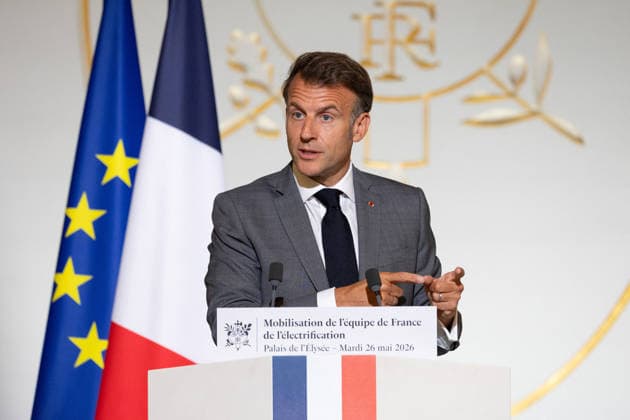 President Macron At the French Electricity Team meeting - Paris French President Emmanuel Macron delivers a speech during a press conference as part of a meeting with the French Electricity Team to advance the electrification of France in the coming years, at the Elysee Palace, in Paris on May 26, 2026. Photo by Raphael Lafargue ABACAPRESS.COM Paris France  Copyright: xLafarguexRaphael ABACAx