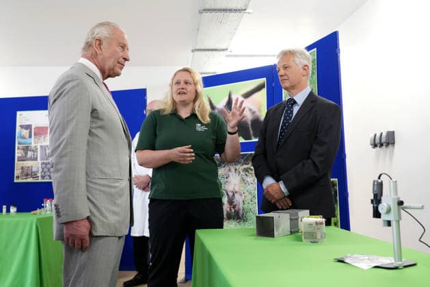 King Charles III Visits North Yorkshire YORK, ENGLAND - MAY 26: King Charles III (L) speaks with scientists and researchers during his visit to the Animal Plant and Health Agency on May 26, 2026 in York, England. During his visit, the King learnt about the agency s efforts to control the grey squirrel population through oral contraception, with the aim of supporting the endangered red squirrel species in the United Kingdom., Credit:Dominic Lipinski PA ROTA - B68 Avalon United Kingdom, England, York  Copyright: xDominicxLipinskix xPAxROTAx-xB68x xAvalonx 1105763996