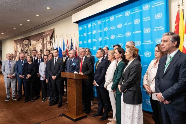 May 26, 2026, New York, New York, USA: Press Encounter by Ambassador Andrii Melnyk of Ukraine surrounded by dozen of ambassadors from different countries speaks to the press at UN Headquarters in New York, NY on May 26, 2026. New York USA - ZUMAr339 20260526_znp_r339_004 Copyright: xLevxRadinx