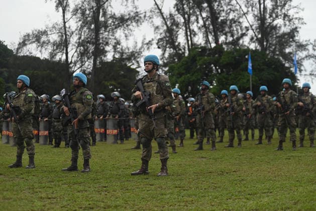UN to assess whether the Brazilian Navy Marine Corps remains at the top of the global rankings for peacekeeping readiness RIO DE JANEIRO, BRAZIL, MAY 26 : A view of the Brazilian Army forces training as in the coming days, the UN will assess whether the Brazilian Navy Marine Corps remains at the top of the global rankings for peacekeeping readiness in Rio de Janeiro, Brazil on May 26, 2026. The Brazilian Navy Marine Corps undergoes rigorous inspections by the UN (United Nations) to certify and recertify elite troops at the highest level. The most recent operational assessment, held at the Ilha do Governador Naval Complex, involved more than 500 military personnel, bomb disposal robots, drones, armored vehicles, and machine guns in combat a  Copyright: x2026xAnadoluxFabioxTeixeirax
