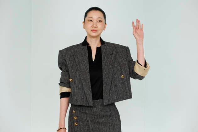 Chanel Metiers d Art 2026 Show Draws Global Stars to Seoul, South Korea South Korean model Jang Yoon-ju poses for photos during the Chanel Metiers d Art 2026 show in Seoul, South Korea, on May 26, 2026. Seoul South Korea  Copyright: xMatrixxImages JungxUi-Chelx
