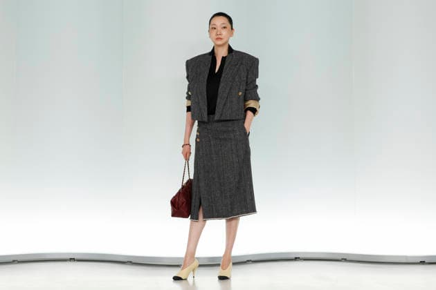 Chanel Metiers d Art 2026 Show Draws Global Stars to Seoul, South Korea South Korean model Jang Yoon-ju poses for photos during the Chanel Metiers d Art 2026 show in Seoul, South Korea, on May 26, 2026. Seoul South Korea  Copyright: xMatrixxImages JungxUi-Chelx