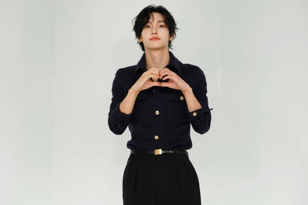 Chanel Metiers d Art 2026 Show Draws Global Stars to Seoul, South Korea Wonbin of South Korean boy group RIIZE poses during the Chanel Metiers d Art 2026 show in Seoul, South Korea, on May 26, 2026. Seoul South Korea  Copyright: xMatrixxImages JungxUi-Chelx