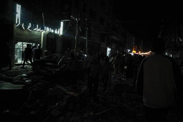 RECORD DATE NOT STATED Israel Targets Hamas Military Chief Mohammed Odeh In Attack On Residential Building In Gaza City Emergency teams arrived at the scene following Israeli airstrikes on a residential building in the Rimal area of ‹‹Gaza City on May 26, 2026 in Gaza City, Gaza. According to a joint statement from Israeli Prime Minister Benjamin Netanyahu and Defense Minister Israel Katz, a strike carried out on a residential building in the Rimal neighborhood of Gaza City on Tuesday targeted the new Hamas military chief, Mohammed Odeh. Initial reports have said at least two were killed in the strike and 10 injured, but it was unclear if Odeh was among the casualties. Odeh was reportedly appointed to replace Izz al-Din al-Haddad, who was assassinated in an I  Copyright: xHashemxZimmox