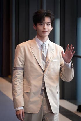 BEIJING, CHINA - MAY 27: Singer Bi Wenjun attends the OK! Magazine Moonlight Party on May 27, 2026 in Beijing, China.  Copyright: xVCGx 111644329039