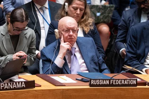 News Bilder des Tages #2 May 26, 2026, New York, New York, USA: Ambassador Vassily Nebenzia of Russia attends Security Council meeting on Upholding the purposes and principles of the UN Charter and strengthening the UN-centered international system at UN Headquarters in New York, NY on May 26, 2026. China organized this meeting as it is a President of Security Council for the month of May. New York USA  - ZUMAr339 20260526_znp_r339_031 Copyright: xLevxRadinx