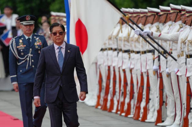 Philippine President Ferdinand ‘Bongbong’ Marcos visits Tokyo TOKYO, JAPAN - MAY 27: (----EDITORIAL USE ONLY MANDATORY CREDIT - EUGENE HOSHIKO POOL AP - NO MARKETING NO ADVERTISING CAMPAIGNS - DISTRIBUTED AS A SERVICE TO CLIENTS----) Philippine President Ferdinand Marcos Jr., reviews an honor guard during a welcome ceremony at the Imperial Palace in Tokyo, Wednesday, May 27, 2026. Eugene Hoshiko AP POOL Anadolu Tokyo Japan. Editorial use only. Please get in touch for any other usage.  Copyright: x2026xAnadoluxEugenexHoshiko AP POOLx