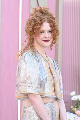 LOS ANGELES, CALIFORNIA - MAY 26: Mary Wiseman at the world premiere of Netflix s Office Romance at The Egyptian Theatre Hollywood on May 26, 2026 in Los Angeles, California. Credit: Michael Mattes USA  - ZUMAa123 20260526_zaa_a123_194 Copyright: xAdMediax