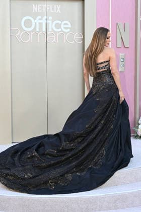 LOS ANGELES, CALIFORNIA - MAY 26: Jennifer Lopez at the world premiere of Netflix s Office Romance at The Egyptian Theatre Hollywood on May 26, 2026 in Los Angeles, California. Copyright: xAdMediax xMediaPunchx