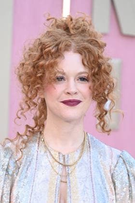 LOS ANGELES, CALIFORNIA - MAY 26: Mary Wiseman at the world premiere of Netflix s Office Romance at The Egyptian Theatre Hollywood on May 26, 2026 in Los Angeles, California. Copyright: xAdMediax xMediaPunchx