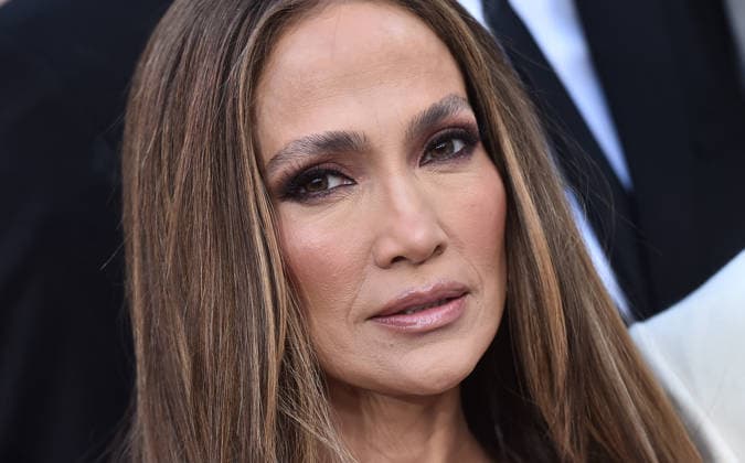 Netflix™s ˜Office Romance™ World Premiere Jennifer Lopez arriving to the Netflix™s Office Romance world premiere held at The Egyptian Theatre on May 26, 2026 in Hollywood, CA. Hollywood The Egyptian Theatre California USA Copyright: xLISAxOConnorx xAFF-USA.comx
