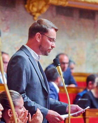 Questions to the Government Session - Paris French MP for the La France Insoumise - NFP group Emmanuel Fernandes, speaks during a session of questions to the government at the National Assembly in Paris on May 26, 2026. Photo by Karim Ait Adjedjou ABACAPRESS.COM Paris Ile-de-France France  Copyright: xAitxAdjedjouxKarim ABACAx