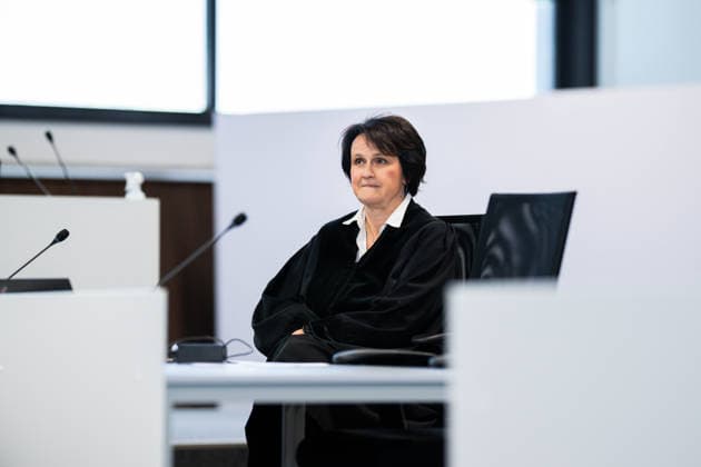 27.05.2026 - Urteilsverkündung beim Prozess gegen Daniela Klette: Der mutmaßlichen RAF-Terroristin wird versuchter Mord und die Beteiligung an bewaffneten Raubüberfällen vorgeworfen, die in einer umgebauten Reithalle vor dem Landgericht Verden (Aller) in Niedersachsen verhandelt wird. Die Staatsanwaltschaft fordert 15 Jahre Haft. Im Bild: Dr. Annette Marquardt (Staatsanwältin). , *** 27 05 2026 Verdict announced at the trial of Daniela Klette The alleged RAF terrorist is accused of attempted murder and involvement in armed robberies, which is being tried in a converted riding arena at the Verden Aller Regional Court in Lower Saxony The public prosecutors office is demanding 15 years in prison In the picture Dr Annette Marquardt P