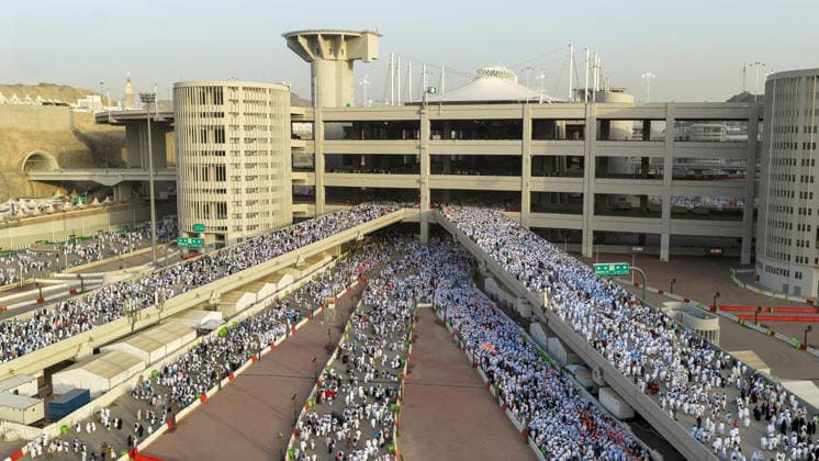 Muslim pilgrims perform stoning ritual during Hajj in Mina Muslim pilgrims walk on the first day of the symbolic stoning ritual during the annual Hajj pilgrimage in Mina, Saudi Arabia, on May 27, 2026. The ritual, known as the stoning of the devil, is one of the main rites of Hajj and is performed during Eid al-Adha. Photo by SPA Saudi Pess Agency APA Images Mecca Mecca Saudi Arabia 270526_Saudi_Arabia_SPA_1_00(19) Copyright: xSPAxSaudixPessxAgencyxSaudixPressxAgencyx xapaimagesx
