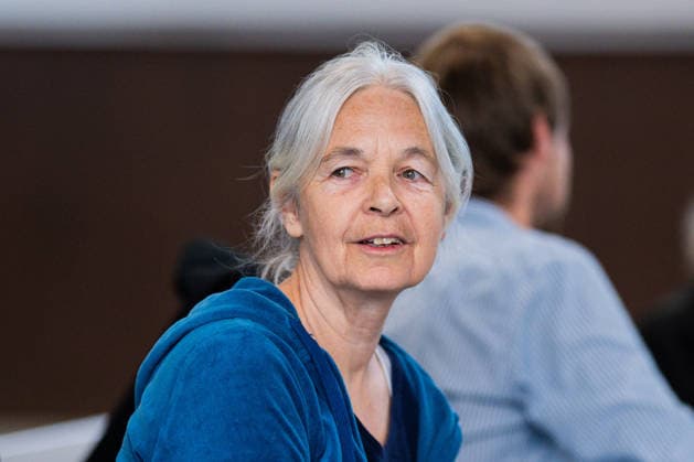 27.05.2026 - Urteilsverkündung beim Prozess gegen Daniela Klette: Der mutmaßlichen RAF-Terroristin wird versuchter Mord und die Beteiligung an bewaffneten Raubüberfällen vorgeworfen, die in einer umgebauten Reithalle vor dem Landgericht Verden (Aller) in Niedersachsen verhandelt wird. Die Staatsanwaltschaft fordert 15 Jahre Haft. , *** 27 05 2026 Verdict announced at the trial of Daniela Klette The alleged RAF terrorist is accused of attempted murder and involvement in armed robberies, which is being tried in a converted riding arena at the Verden Aller Regional Court in Lower Saxony The public prosecutors office is demanding 15 years in prison ,