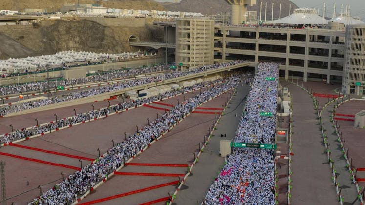 Muslim pilgrims perform stoning ritual during Hajj in Mina Muslim pilgrims walk on the first day of the symbolic stoning ritual during the annual Hajj pilgrimage in Mina, Saudi Arabia, on May 27, 2026. The ritual, known as the stoning of the devil, is one of the main rites of Hajj and is performed during Eid al-Adha. Photo by SPA Saudi Pess Agency APA Images Mecca Mecca Saudi Arabia 270526_Saudi_Arabia_SPA_1_00(14) Copyright: xSPAxSaudixPessxAgencyxSaudixPressxAgencyx xapaimagesx