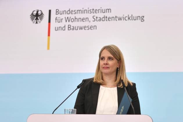 Berlin, Deutschland, 27.05.2026: Baumnisterium: Pressestatement zur Modernisierung des Städtebau- und Raumordnungsrechts: Bundesministerin für Wohnen, Stadtentwicklung und Bauwesen Verena Hubertz (SPD) *** Berlin, Germany, 27 05 2026 Baumnisterium Press statement on the modernization of urban development and spatial planning law Federal Minister of Housing, Urban Development and Building Verena Hubertz SPD Copyright: xdtsxNachrichtenagenturx dts_120845