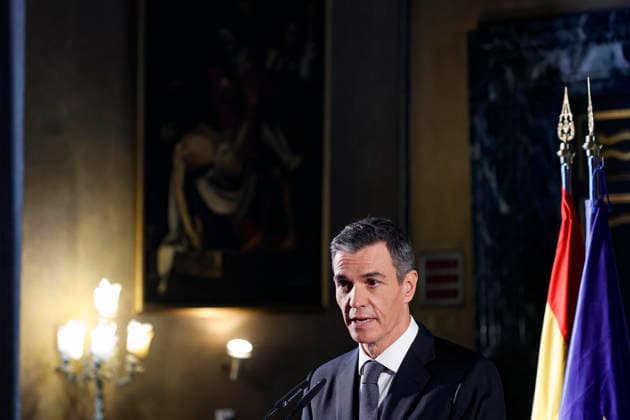 May 27, 2026, Rome, ITALY: Spain s Prime Minister, Pedro Sanchez, attends a press conference held at the Spanish Embassy to the Holy See, Rome, Italy, 27 May 2026. ANSA FABIO FRUSTACI. Rome ITALY  - ZUMAa110 20260527_zaf_a110_009 Copyright: xFabioxFrustacix