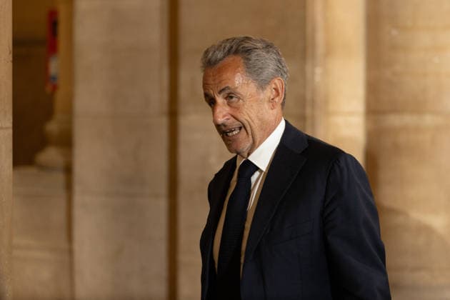 Last day of the Libyan financing appeal trial - Paris French former president Nicolas Sarkozy comes back from a lunch break on the last day of his appeal trial over charges he had sought Libyan financing for his 2007 election, at the Palais de Justice courthouse in Paris on May 27, 2026. Photo by Raphael Lafargue ABACAPRESS.COM Paris France  Copyright: xLafarguexRaphael ABACAx