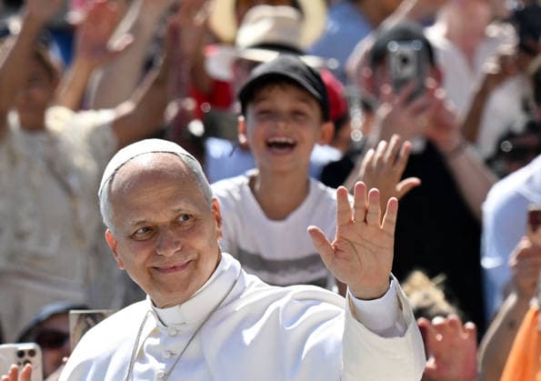 Pope Leo XIV Leads The General Audience - Vatican Pope Leo XIV attends the weekly general audience in Saint Peter’s square, Vatican on May 27, 2026. Photo by Eric Vandeville ABACAPRESS.COM Rome Vatican (or Holy See)  Copyright: xABACAx