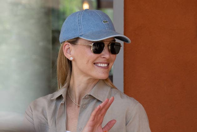 RG26 - French Open - People Village Day 4 NB Bar Refaeli attends the Village day 4 during the 2026 French Open at Roland Garros on May 27, 2026 in Paris, France. Photo by Nasser Berzane ABACAPRESS.COM  Copyright: xBerzanexNasser ABACAx