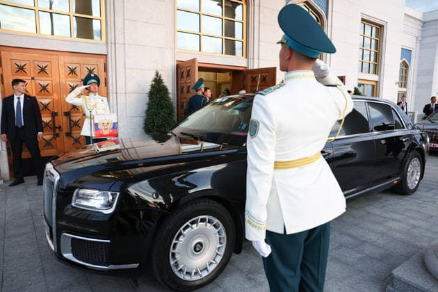 KAZAKHSTAN, ASTANA - MAY 27, 2026: A motorcade carrying Russia s President Putin during a ceremony marking Putin s arrival at Nursultan Nazarbayev International Airport. The Russian president arrived in Kazakhstan on a state visit. Alexander Kazakov Russian Presidential Press and Information Office TASS  93104169