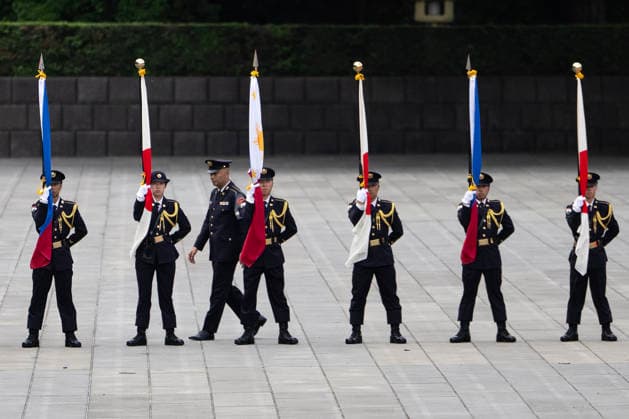 May 27, 2026, Tokyo, Japan: A guard of honor is inspected before the arrival of Philippine President Ferdinand Marcos Jr. at the Royal Palace during a state visit in Tokyo on May 27, 2026. Tokyo Japan - ZUMAz114 20260527_zih_z114_021 Copyright: xPOOLx