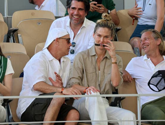 Israeli super model Bar Refaeli attends Novak Djokovic VS Valentin Royer Celebrities attend Roland Garros French open day 3 Israeli super model Bar Refaeli attends Novak Djokovic VS Valentin Royer Paris ,May 27 TH 2026  Copyright: xDavidxKerx