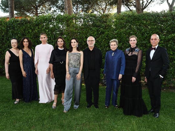 IPA85120320 - Rome, American Academy, McKim Medal Gala 2026. Pictured: Aliza Wong, Paola Dallolio, Margherita Marenghi Vaselli, Beatrice Bulgari, Eugenia D Aurelio, Ludovico Einaudi, Maria Teresa Venturini Fendi, Lauren Fertitta, Peter Miller Copyright: xMarcoxProvvisionatox xMarcoxProvvisionatox 85120320