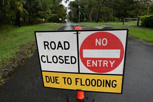 BRISBANE WEATHER, Flooding is seen across Molle Road in the suburb of Ransome in Brisbane, Thursday, May 28, 2026. South-East Queensland residents have been warned to expect heavy rain, thunderstorms and flash flooding during Thursday. ( NO ARCHIVING BRISBANE QUEENSLAND AUSTRALIA  Copyright: xDARRENxENGLANDx 20260528139296717198