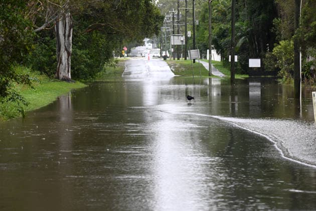 BRISBANE WEATHER, Flooding is seen across Molle Road in the suburb of Ransome in Brisbane, Thursday, May 28, 2026. South-East Queensland residents have been warned to expect heavy rain, thunderstorms and flash flooding during Thursday. ( NO ARCHIVING BRISBANE QUEENSLAND AUSTRALIA  Copyright: xDARRENxENGLANDx 20260528187458386386