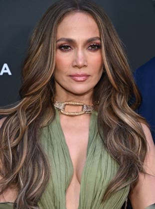 Opening Night of the L.A. Latino International Film Festival Jennifer Lopez arriving to the opening night of the 25th edition of the Los Angeles Latino International Film Festival (LALIFF), held at the TCL Chinese Theatre on May 27, 2026 in Hollywood, CA. Hollywood TCL Chinese Theatre California USA Copyright: xLisaxOConnorx xAFF-USA.comx