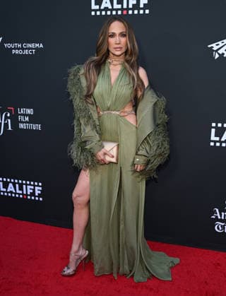 Opening Night of the L.A. Latino International Film Festival Jennifer Lopez arriving to the opening night of the 25th edition of the Los Angeles Latino International Film Festival (LALIFF), held at the TCL Chinese Theatre on May 27, 2026 in Hollywood, CA. Hollywood TCL Chinese Theatre California USA Copyright: xLisaxOConnorx xAFF-USA.comx