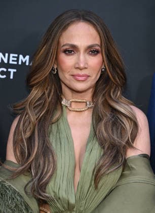 Opening Night of the L.A. Latino International Film Festival Jennifer Lopez arriving to the opening night of the 25th edition of the Los Angeles Latino International Film Festival (LALIFF), held at the TCL Chinese Theatre on May 27, 2026 in Hollywood, CA. Hollywood TCL Chinese Theatre California USA Copyright: xLisaxOConnorx xAFF-USA.comx
