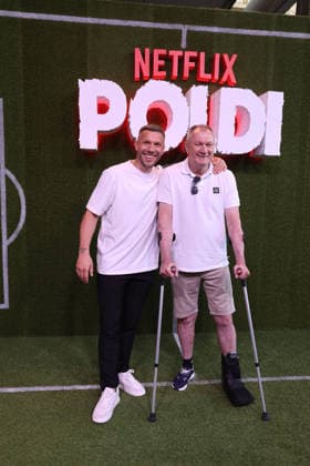 Lukas Podolski und sein Vater Waldemar Podolski bei der Poldi Doku Netflix Serien Premiere am 27.05.2026 in Koeln Lukas Podolski and his father Waldemar Podolski attend the premiere of the Poldi documentary series on Netflix on May 27, 2026 at Rheinenergiestadion in Cologne, Germany Poldi Netflix Serien Premiere in Koeln 